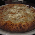 トラットリア・ピッツェリア・レ・アルカーテ - シラスとモッツァレラチーズ