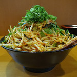 麺匠 有磨屋 - 司郎系らー麺（大盛り、辛もやし増し、2015年5月30日）