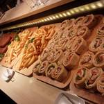 Bar de Non Non - ビュッフェ