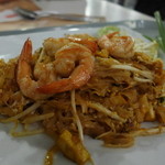 THE FIFTH food avenue - パッタイ(THB200程度だったか)