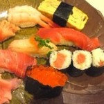 Sushi Katsu - 握り１４００円　安い赤貝トロ握り付