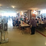 マルカンデパート大食堂 - 人の波・・・(^o^;)