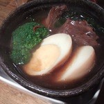 虎食堂 - 牛頬肉と卵煮