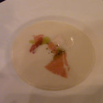 明神館 - 2010年5月：新玉葱のスープ。冷たく仕立ててあります。