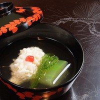 ハモと冬瓜のお吸い物 海ぶどう