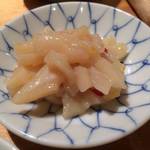 天ぷらめし 金子半之助  - イカ。ちょっと柚子ってて、苦手かもｗ