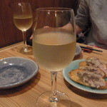 順 - グラスワインの白（４５０円）