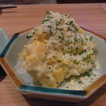 順 - ゴールドラッシュコーンとポテトのサラダ（３００円）