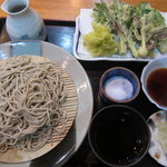 Soba No Sato Yakkoan - 限定品山菜の天ぷらと十割もりそば