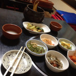 上野ソルロンタン - 小鉢たち
