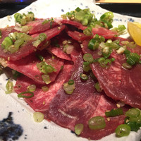松永牧場 銀座本店 - タン塩山盛り1000円