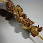 赤鳥 - ナカオチ。鳥の旨みが凝縮されています。