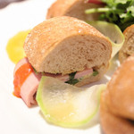 ダマン リュミエール - 野菜とハムのサンドイッチの断面 '15 5月中旬