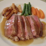 洋凡料理 NAKAMURA - 和牛ロースのローストグレヴィーソース