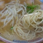 らーめん与壱 - 麺リフト