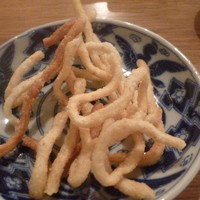自家製粉石臼挽きうどん 青空blue 本店 - お通し的なうどんがき