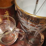 料亭 金鍋 - 気付いたら飲んでました、赤霧