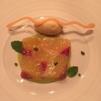 レザンファン ギャテ - モモとフランボワーズのテリーヌ