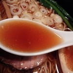 らぁめん8 - 昭柚麺スープ インザ レンゲ