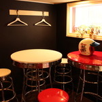 RED OWL Small Kitchen & Bar - 