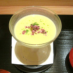 竹ざき - 【1】先付：とうもろこしのスープ、出汁のジュレ