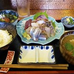 はま善 - 地魚の盛り合わせ定食　　　1,500円