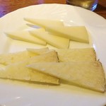 カサ・トリアングロ - 2015.05　スペイン産 羊のチーズ　　