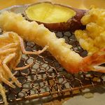 てんぷら 鶴吉 - 追加の車海老・トウモロコシ・丸十（サツマイモ）