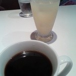 オルオル - コーヒー、りんごジュース