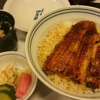 鰻割烹 伊豆栄 本店 - 