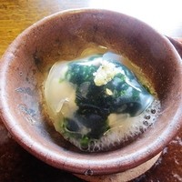 天ぷら 松 - 岩牡蠣と青海苔の牡蠣出汁漬け