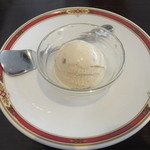 カーン・ケバブ・ビリヤニ - アイスクリーム