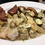 みょうが屋 - 観音池ポークバラと肩ロースのブルーチーズハチミツケッパーマスタードソース