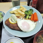 動坂食堂 - ハンバーグ定食　１０１０円