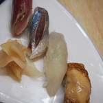 寿し鐵 おおしお - 握り
      
      こち  かつお  鯵  穴子