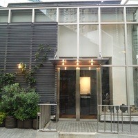 ad hoc  - 店の外観