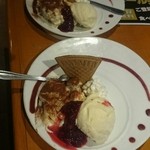 金獅子のヤキニク - 赤いティラミス