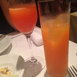 バレーナ - 左  ミモザ シチリアーナ
      右  アベロール・オレンジ