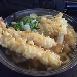 めんくい - えび天うどんにごぼ天トッピング