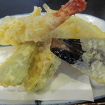 水府そば　大和屋 - 『天だね』は５種の、戦隊ﾋｰﾛｰﾊﾞｰｼﾞｮﾝ。