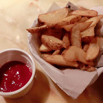 umie - フライドポテト（ケチャップ＆カレーソルト） 
