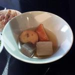 誠一郎本舗 - ギョーザと唐揚げの専門店「ギョーザ屋誠一郎本舗」定食副菜おでん