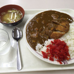 札幌市役所本庁舎食堂 - メンチカツカレー（¥530）+カレー大盛（¥100）（6月からの新メニュー）