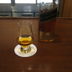 バルマン - ｢ジョニーウォーカー黒ラベル｣です。