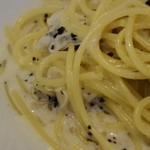 ルナ ソーレ - 淡路島産玉葱＆黒トリュフのクリームソース