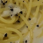 ルナ ソーレ - 淡路島産玉葱＆黒トリュフのクリームソース