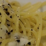 ルナ ソーレ - 淡路島産玉葱＆黒トリュフのクリームソース