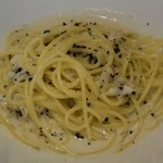 淡路島産玉葱＆黒トリュフのクリームソース