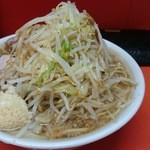 ラーメン二郎 神田神保町店 - 小（ヤサイニンニクカラメ）