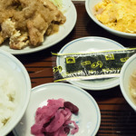 東龍門 - 日替り定食(若鶏の唐揚げ大根おろし掛け・ハムと玉子の炒め)：650円／2015年7月